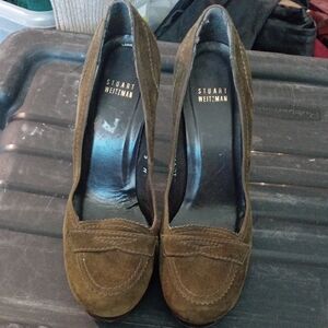 Stuart Weitzman Olive Suede Heels